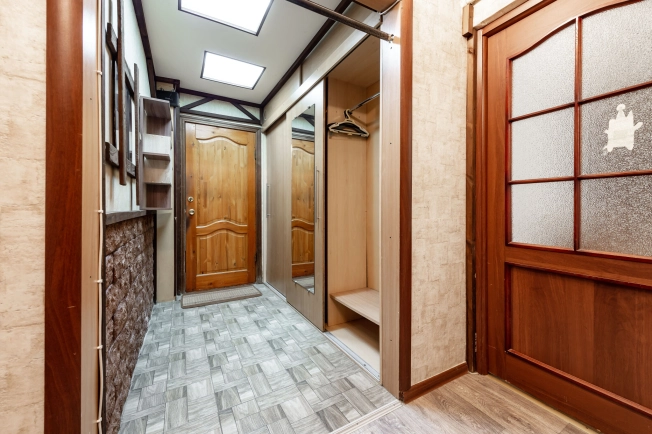 Купить двухкомнатную квартиру в Санкт-Петербурге. Вариант № 8946623, 4, площадь -  квм, цена 8300000 рублей