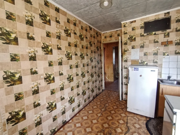 Купить двухкомнатную квартиру на улице Русская в Нижегородской области. Вариант № 1750907, 4, площадь -  квм, цена 900000 рублей