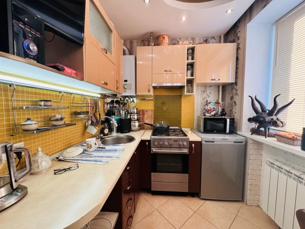 Купить квартиру на улице Университетский проспект в Волгограде. Вариант № 8884, 14, площадь - квм, цена 5100000 рублей