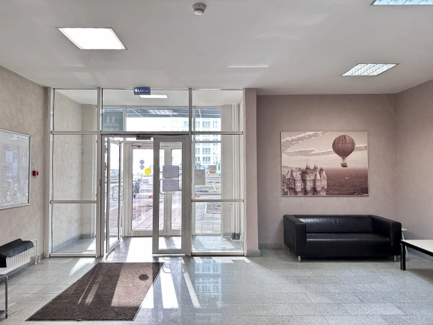 . Вариант № 29562, 33, площадь - 98.3 квм, цена 37999999 рублей