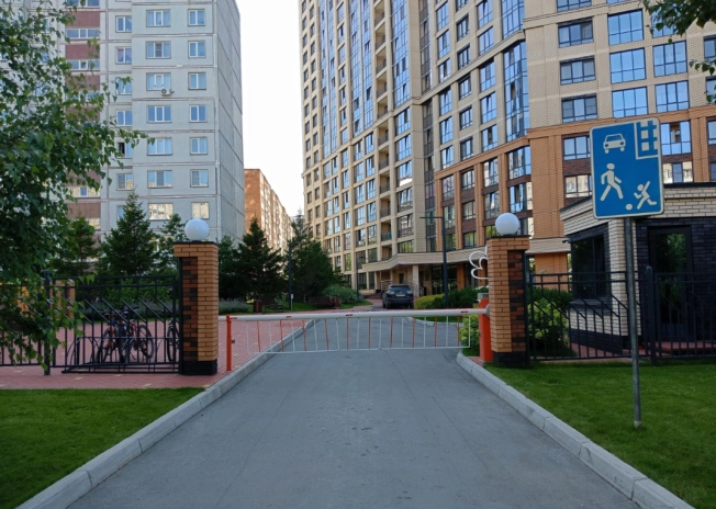 Купить трехкомнатную квартиру в Новосибирске. Вариант № 7192853, 43, площадь -  квм, цена 19000000 рублей