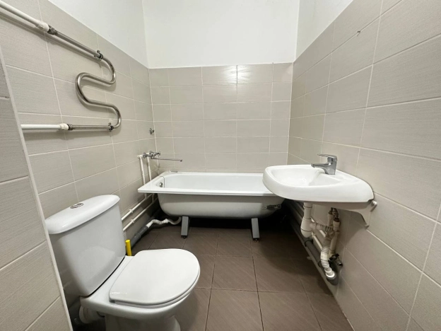 Купить квартиру в Пензенской области. Вариант № 10437153, 4, площадь -  квм, цена 2700000 рублей