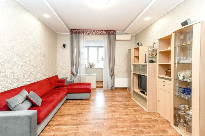 Купить трехкомнатную квартиру в Ростовской области. Вариант № 9589895, 2, площадь -  квм, цена 15500000 рублей