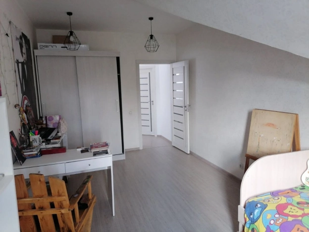 Купить трехкомнатную квартиру в районе Центральный в Калининграде. Вариант № 3622, 14, площадь -  квм, цена 8850000 рублей