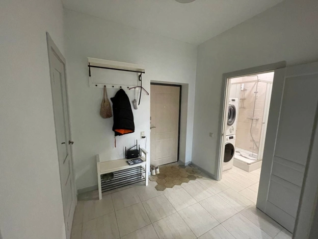 Купить квартиру в Москве. Вариант № 8431324, 9, площадь -  квм, цена 9900000 рублей