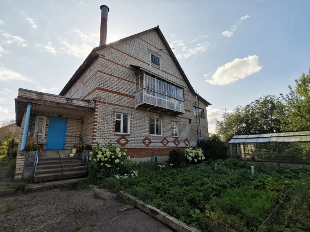 Купить дом на улице Заозёрный переулок в Смоленской области. Вариант № 1537, 0, площадь -  квм, цена 8200000 рублей