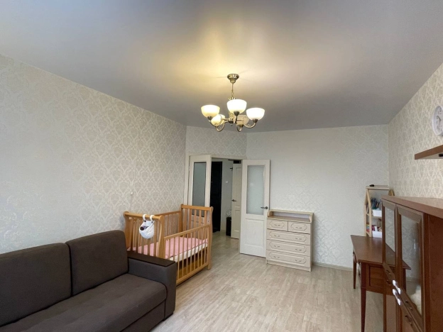 Купить квартиру на улице Офицерская в Владимире. Вариант № 6153350, 5, площадь -  квм, цена 8850000 рублей