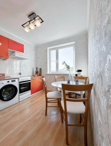 Купить квартиру в Москве. Вариант № 10366657, 14, площадь -  квм, цена 24800000 рублей