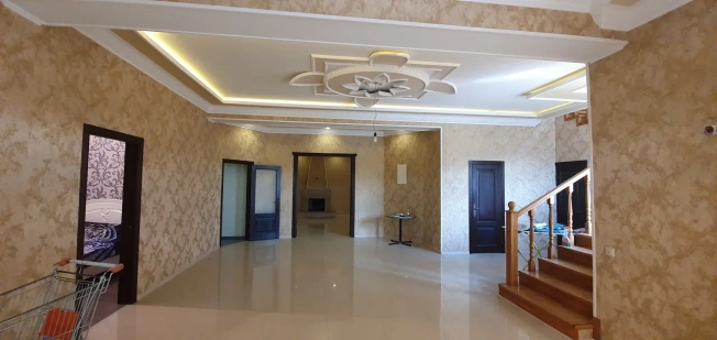 Купить дом в Москве. Вариант № 9592099, 4, площадь -  квм, цена 34500000 рублей