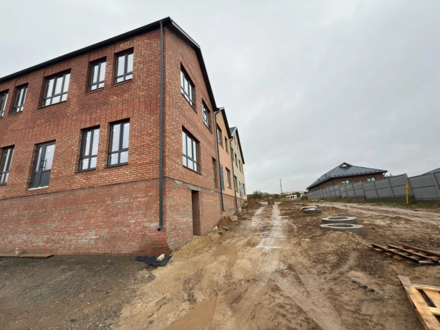 Купить дом в Элисте. Вариант № 8819924, 2, площадь -  квм, цена 9500000 рублей