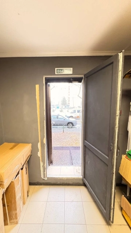 Снять коммерческую недвижимость в Тобольске. Вариант № 9098102, 6, площадь -  квм, цена 65000 рублей