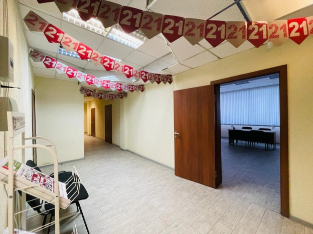 Купить офисы у метро Площадь Маркса в Новосибирске. Вариант № 10475207, 9, площадь -  квм, цена 29125800 рублей