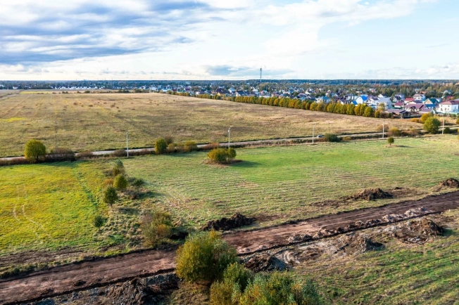 Купить земельный участок в Санкт-Петербурге. Вариант № 14778, 18, площадь -  квм, цена 3750000 рублей