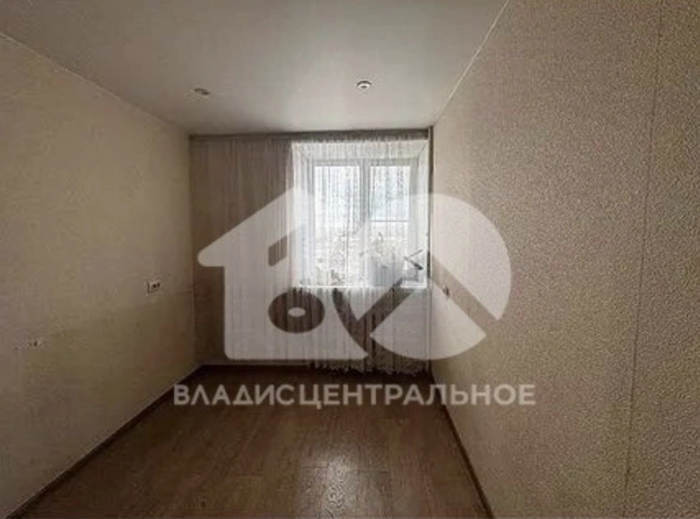 Купить трехкомнатную квартиру в Новосибирской области. Вариант № 10328146, 1, площадь -  квм, цена 4100000 рублей