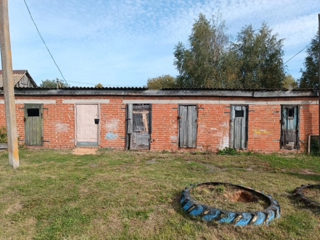 Купить однокомнатную квартиру на улице Школьная в Владимирской области. Вариант № 8483637, 21, площадь -  квм, цена 1480000 рублей