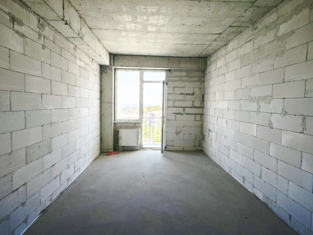 Купить трехкомнатную квартиру на улице набережная Пушкина в Республике Крым. Вариант № 3848121, 4, площадь -  квм, цена 18000000 рублей