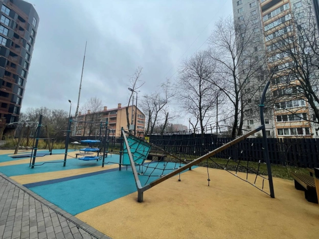 Купить квартиру у метро Новомосковская в Москве. Вариант № 6871295, 28, площадь -  квм, цена 13890000 рублей