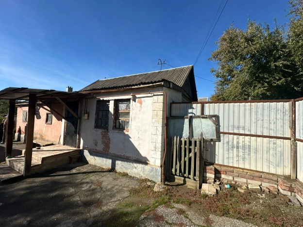 Купить дом в Элисте. Вариант № 7776532, 14, площадь -  квм, цена 9000000 рублей