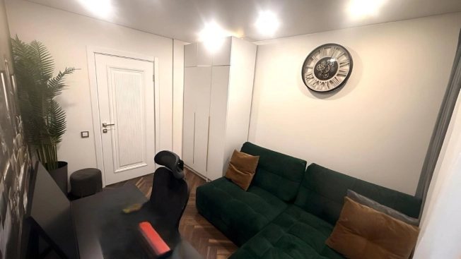 Купить квартиру в Москве. Вариант № 10141396, 15, площадь - квм, цена 18000000 рублей