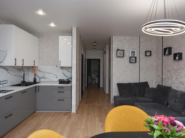 Купить двухкомнатную квартиру в районе Советский в Новосибирске. Вариант № 5495324, 5, площадь -  квм, цена 6499000 рублей