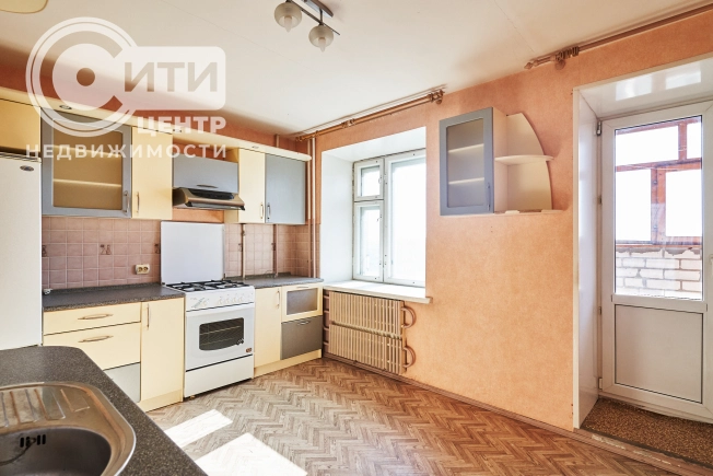 Купить однокомнатную квартиру в районе Ленинский в Воронеже. Вариант № 4815819, 10, площадь -  квм, цена 5600000 рублей