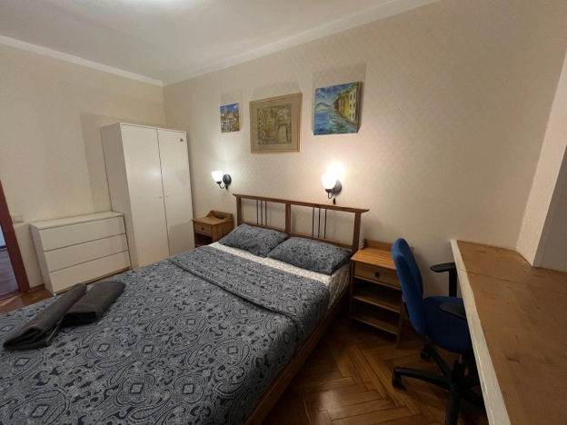 Купить квартиру в Москве. Вариант № 10419760, 10, площадь -  квм, цена 27200000 рублей