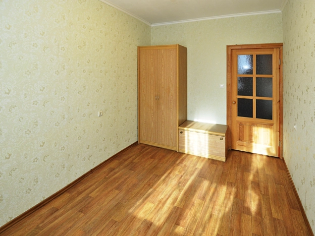 Купить трехкомнатную квартиру в Новосибирске. Вариант № 4134606, 10, площадь -  квм, цена 11500000 рублей