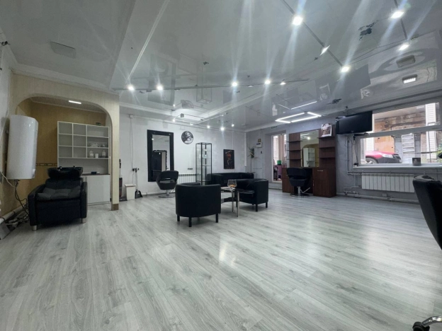 Снять коммерческую недвижимость в Ростове-на-Дону. Вариант № 54581, 0, площадь -  квм, цена 45000 рублей