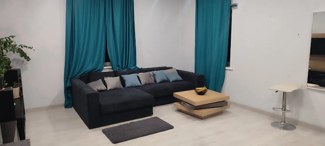 Купить дом в районе Заельцовский в Новосибирске. Вариант № 5545789, 5, площадь -  квм, цена 2300000 рублей