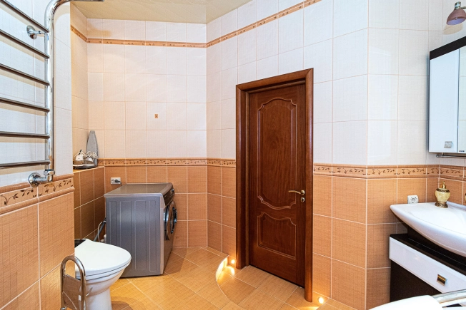 Купить квартиру на улице Октябрьский проспект в Владимире. Вариант № 1222, 29, площадь -  квм, цена 25000000 рублей