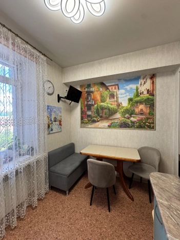 Купить трехкомнатную квартиру в районе Ленинский в Новосибирске. Вариант № 2476453, 0, площадь -  квм, цена 7990000 рублей