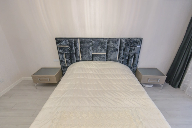 Купить четырехкомнатную квартиру в районе Кировский в Ростове-на-Дону. Вариант № 32633, 16, площадь -  квм, цена 39900000 рублей