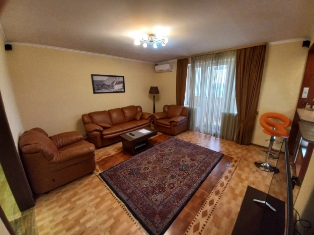 Купить квартиру на улице Гайдара в Калининграде. Вариант № 9002689, 3, площадь -  квм, цена 13600000 рублей