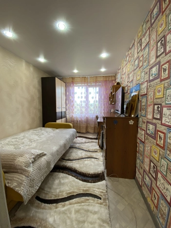 Купить четырехкомнатную квартиру в Приморском крае. Вариант № 2729, 8, площадь -  квм, цена 9300000 рублей