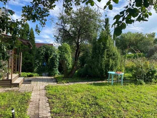 Купить дом на улице Весенняя в Калуге. Вариант № 37228, 10, площадь - квм, цена 1550000 рублей