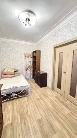 Купить двухкомнатную квартиру в Южно-Сахалинске. Вариант № 1286531, 3, площадь -  квм, цена 6700000 рублей