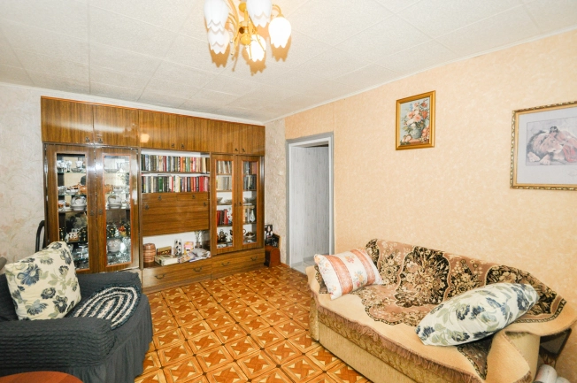 Купить дом в Новосибирске. Вариант № 9205365, 3, площадь -  квм, цена 3999000 рублей