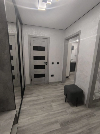 Снять квартиру в Тобольске. Вариант № 10156592, 9, площадь -  квм, цена 45000 рублей