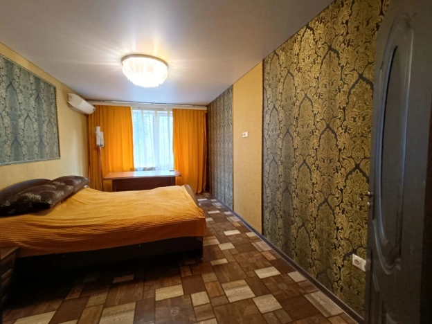 Купить трехкомнатную квартиру в Воронеже. Вариант № 6059387, 0, площадь -  квм, цена 5500000 рублей