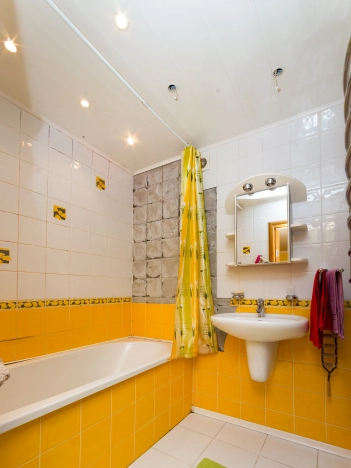 Купить квартиру в Тобольске. Вариант № 2477011, 5, площадь -  квм, цена 7500000 рублей