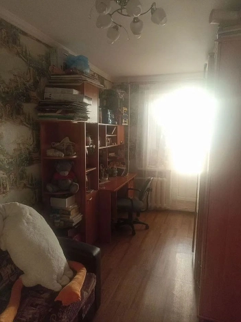 Купить трехкомнатную квартиру на улице Ильи Мухачева в Бийске. Вариант № 19292, 33, площадь -  квм, цена 6600000000 рублей