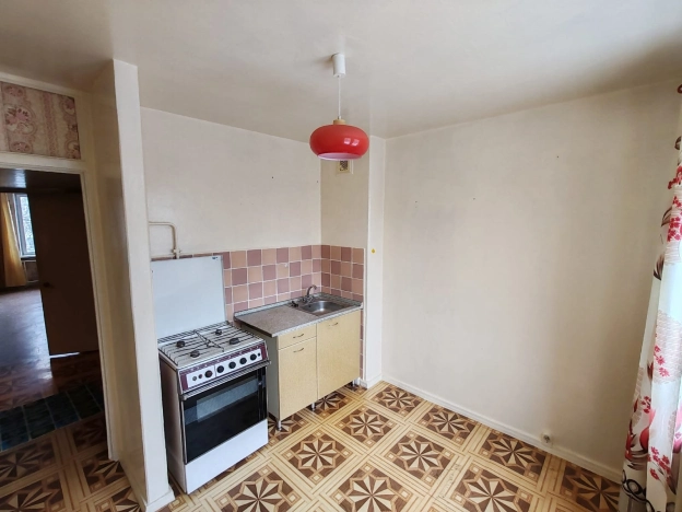 Купить двухкомнатную квартиру на улице Мира в Владимире. Вариант № 7702887, 6, площадь -  квм, цена 4000000 рублей