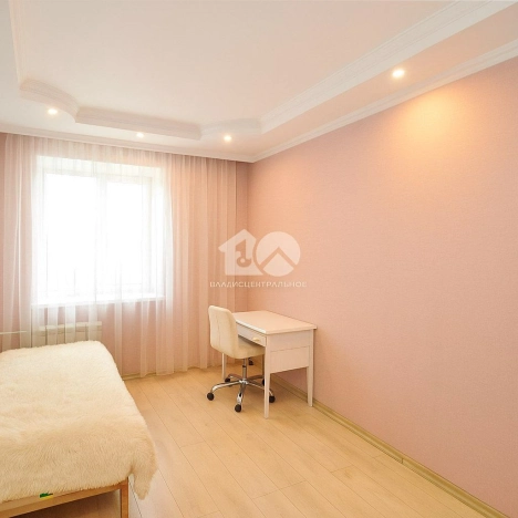 Купить четырехкомнатную квартиру в Новосибирской области. Вариант № 9426424, 20, площадь -  квм, цена 13500000 рублей