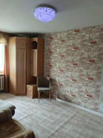 Купить однокомнатную квартиру в Приморском крае. Вариант № 42779, 3, площадь -  квм, цена 2200000 рублей