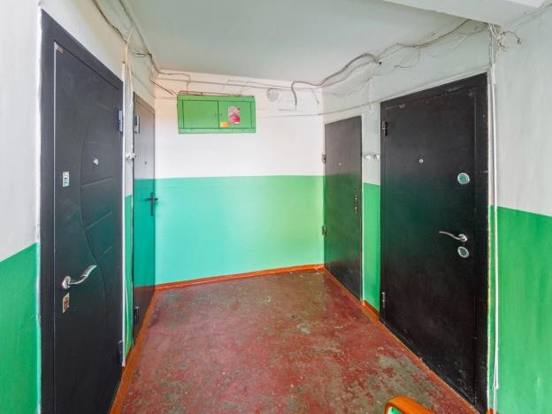 Купить двухкомнатную квартиру на улице проспект Мира в Омске. Вариант № 26685, 7, площадь -  квм, цена 3800000 рублей