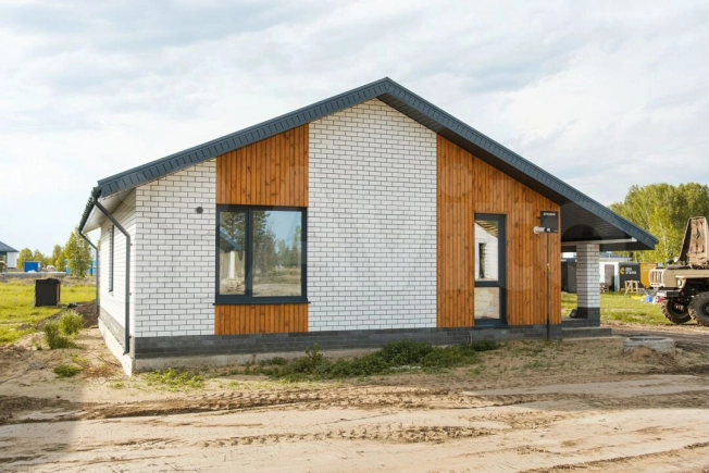 Купить дом в Барнауле. Вариант № 2466046, 9, площадь -  квм, цена 9477000 рублей