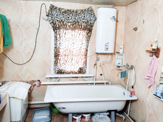 Купить дом на улице Революции в Искитиме. Вариант № 16502, 12, площадь -  квм, цена 2300000 рублей