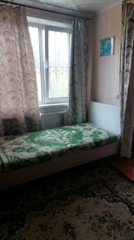 Купить трехкомнатную квартиру на улице Южный тракт в Алтайском крае. Вариант № 2595268, 4, площадь -  квм, цена 3100000 рублей