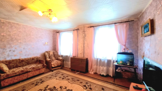 Купить многокомнатную квартиру в Архангельской области. Вариант № 10012483, 4, площадь -  квм, цена 3500000 рублей