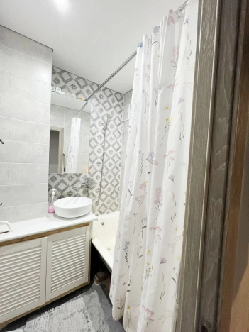 Купить трехкомнатную квартиру в Республике Башкортостан. Вариант № 8987051, 14, площадь -  квм, цена 6690000 рублей